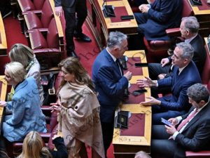 07 ΜΗΤΣΟΤΑΚΗΣ ΣΑΜΑΡΑΣ ΤΣΙΠΡΑΣ ΦΑΜΕΛΛΟΣ ΑΝΔΡΟΥΛΑΚΗΣ ΚΑΚΛΑΜΑΝΗΣ ΤΑΣΟΥΛΑΣ ΨΗΦΟΦΟΡΙΑ ΑΝΑΔΕΙΞΗΣ ΠΡΟΕΔΡΟΥ ΔΗΜΟΚΡΑΤΙΑΣ ΒΟΥΛΗ 12-02-2025