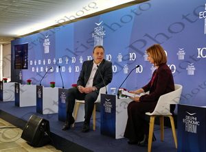 09 ΠΙΕΡΡΑΚΑΚΗΣ ΣΚΥΛΑΚΑΚΗΣ ΦΑΜΕΛΛΟΣ ΖΑΝΙΑΣ ΧΑΡΔΟΥΒΕΛΗΣ ΤΣΑΚΙΡΗΣ DELPHI ECONOMY FORUM X 1η ΜΕΡΑ ΑΠΟΛΛΩΝ AMALIA HOTEL 09-04-2025