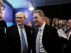 28 ΧΑΤΖΗΔΑΚΗΣ ΘΕΟΔΩΡΙΚΑΚΟΣ ΓΙΑΝΝΙΤΣΗΣ ΠΙΚΡΑΜΕΝΟΣ TSUNIS PYATT BOURLA DELPHI ECONOMY FORUM X 4η ΜΕΡΑ ΑΡΤΕΜΙΣ AMALIA HOTEL 12-04-2025