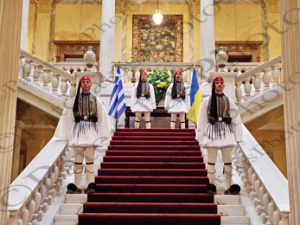 06 ZELENSKYY ΠΡΟΕΔΡΟΣ ΟΥΚΡΑΝΙΑ ΣΑΚΕΛΛΑΡΟΠΟΥΛΟΥ ΠΡΟΕΔΡΙΚΟ 21-08-2023