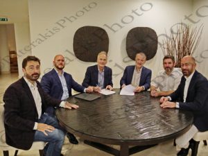 07 OOSTMAN DRESIN ECTAA ΥΠΟΓΡΑΦΗ ΣΥΜΦΩΝΙΑΣ PLAZA RESORT Π ΦΩΚΑΙΑ ΑΝΑΒΥΣΣΟΣ 29-09-2023