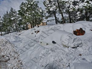 08 ΑΥΤΟΚΙΝΗΤΑ ΘΑΜΜΕΝΑ ΣΤΟ ΧΙΟΝΙ ΙΠΠΟΚΡΑΤΕΙΟΣ ΠΟΛΙΤΕΙΑ 08-02-2023