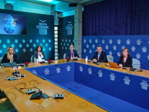 13 ΠΛΕΥΡΗΣ ΓΚΑΓΚΑ ΤΣΑΚΙΡΗΣ ΚΑΤΡΙΝΗΣ ΛΑΙΜΟΣ ΦΑΦΑΛΙΟΣ ΤΡΑΥΛΟΥ ΧΑΤΖΗΠΑΤΕΡΑΣ ΓΙΑΝΝΑΚΟΠΟΥΛΟΣ ΝΤΕΜΟΣ DELPHI ECONOMIC FORUM VIII 2η ΜΕΡΑ ΕΥΡΩΠΑΙΚΟ ΚΕΝΤΡΟ ΠΟΛΙΤΙΣΜΟΥ ΔΕΛΦΩΝ 27-04-2023