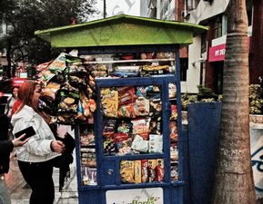 167 ΠΛΑΝΟΔΙΟΣ ΠΩΛΗΤΗΣ ΛΟΥΣΤΡΟΣ ΠΕΡΙΠΤΕΡΟ ΔΙΑΒΑΖΟΝΤΑΣ ΕΦΗΜΕΡΙΔΑ ΚΑΘΗΜΕΡΙΝΗ ΖΩΗ LIMA ΠΕΡΟΥ 15-08-2024