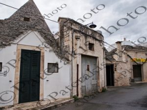 30 ΚΤΗΡΙΟ ΕΚΚΛΗΣΙΑ ΠΟΡΤΑ ΠΛΑΤΕΙΑ ΣΟΚΑΚΙ ALBEROBELLO ΙΤΑΛΙΑ 18-11-2025