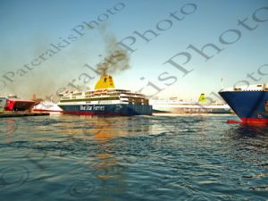 66 ΑΠΟΠΛΟΥΣ BLUE STAR DELOS BLUE STAR NAXOS ΛΙΜΑΝΙ ΠΕΙΡΑΙΑ 13-04-2023