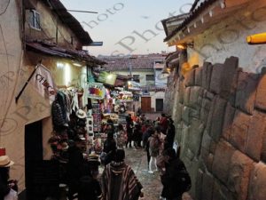 80 ΘΕΜΕΛΙΑ ΙΝΚΑ ΣΟΚΑΚΙ ΣΤΕΝΟ ΔΡΟΜΟΣ ΠΛΑΤΕΙΑ ΟΠΛΩΝ ΝΥΝΤΕΡΙΝΗ CUSCO ΠΕΡΟΥ 07-08-2024