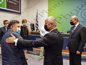 03 ΧΑΤΖΗΔΑΚΗΣ ΟΙΚΟΝΟΜΟΥ ΤΑΓΑΡΑΣ ΥΠΟΔΟΧΗ ΝΕΟΥ ΥΦΥΠΟΥΡΓΟΥ ΥΠΕΚΑ 05-08-2020