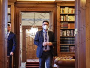 03 ΣΑΚΕΛΛΑΡΟΠΟΥΛΟΥ ΑΝΔΡΟΥΛΑΚΗΣ ΓΕΝΙΚΟΣ ΠΡΟΞΕΝΟΣ ΕΛΛΑΔΑΣ ΜΑΡΙΟΥΠΟΛΗ ΟΥΚΡΑΝΙΑ ΠΡΟΕΔΡΙΚΟ 01-04-2022