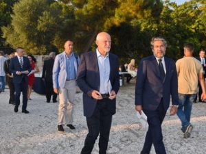 05 ΣΑΚΕΛΛΑΡΟΠΟΥΛΟΥ ΜΗΤΣΟΤΑΚΗΣ ΒΑΡΒΙΤΣΙΩΤΗΣ ΠΑΠΑΝΔΡΕΟΥ Γ ΜΠΑΚΟΓΙΑΝΝΗ ΘΕΟΔΩΡΙΚΑΚΟΣ ΕΛΛΗΝΙΚΗ ΠΡΟΕΔΡΙΑ ΣΥΜΒΟΥΛΙΟΥ ΤΗΣ ΕΥΡΩΠΗΣ  ΝΑΟΣ ΟΛΥΜΠΙΟΥ ΔΙΟΣ 08-07-2020