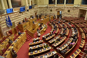 06 ΣΑΚΕΛΛΑΡΟΠΟΥΛΟΥ ΜΗΤΣΟΤΑΚΗΣ ΤΑΣΟΥΛΑΣ ΜΕΝΔΩΝΗ ΑΓΓΕΛΟΠΟΥΛΟΥ ΑΝΤΙΚΡΙΖΟΝΤΑΣ ΤΗΝ ΕΛΕΥΘΕΡΙΑ ΒΟΥΛΗ 20-04-2021