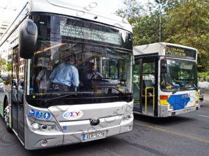 33 ΗΛΕΚΤΡΙΚΟ ΛΕΩΦΟΡΕΙΟ YUTONG ΠΕΤΡΕΛΑΙΟΚΙΝΗΤΟ ΛΕΩΦΟΡΕΙΟ MERCEDES BENZ ΠΛΑΤΕΙΑ ΣΥΝΤΑΓΜΑΤΟΣ 21-10-2020