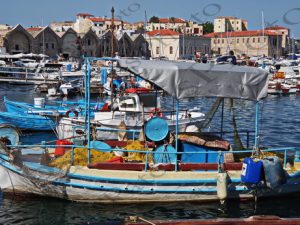 17 ΚΑΙΚΙΑ ΑΜΑΞΕΣ ΛΙΜΑΝΙ ΠΑΛΑΙΑ ΠΟΛΗ ΧΑΝΙΑ 10-08-2017