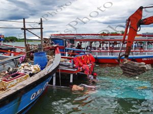 28 ΑΝΕΛΚΥΣΗ ΤΟΥΡΙΣΤΙΚΟ ΠΛΟΙΑΡΙΟ ΠΟΤΑΜΟΣ THU BON HOI AN VIETNAM 15-08-2018