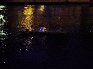 30 ΝΥΧΤΕΡΙΝΟ ΨΑΡΕΜΑ ΠΟΤΑΜΟΣ THU BON CAM THANH HOI AN VIETNAM 15-08-2018