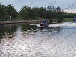 31 ΨΑΡΑΔΙΚΟ ΒΑΡΚΑ ΠΟΤΑΜΟΣ THU BON CAM THANH HOI AN VIETNAM 16-08-2018
