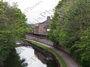 37 CANAL ROAD LEEDS ΗΝΩΜΕΝΟ ΒΑΣΙΛΕΙΟ 29-04_03-05-2017