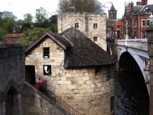 47 ΚΑΘΕΔΡΙΚΟΣ ΝΑΟΣ ΤΕΙΧΟΣ ΠΥΡΓΟΣ ΠΟΛΗ YORK ΗΝΩΜΕΝΟ ΒΑΣΙΛΕΙΟ 30-04-2017