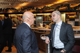 01 ΣΑΚΕΛΛΗΣ ΑΝΩΜΕΡΙΤΗΣ ΟΛΠ BLUESTAR ΔΙΑΓΟΡΑΣ ΠΡΩΤΟ ΠΛΟΙΟ ΛΙΜΑΝΙ ΠΕΙΡΑΙΑ 01-01-2015