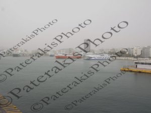 04 ΛΙΜΑΝΙ ΠΕΙΡΑΙΑ ΜΕ ΑΤΜΟΣΦΑΙΡΑ ΜΕΤΑΦΟΡΑΣ ΑΜΜΟΥ ΤΗΣ ΕΡΗΜΟΥ 23-03-2016