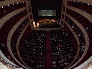 07 ΕΣΩΤΕΡΙΚΟ ΔΗΜΟΤΙΚΟ ΘΕΑΤΡΟ ΠΕΙΡΑΙΑ 29-10-2015