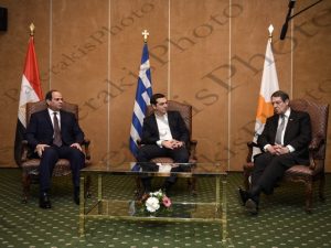 08 EL SISI ΠΡΟΕΔΡΟΣ ΑΙΓΥΠΤΟΥ ΑΝΑΣΤΑΣΙΑΔΗΣ ΠΡΟΕΔΡΟΣ ΚΥΠΡΟΥ ΤΣΙΠΡΑΣ ΤΡΙΜΕΡΗ ΣΥΝΟΔΟ ΚΟΡΥΦΗΣ ΑΙΓΥΠΤΟΥ ΚΥΠΡΟΥ  ΕΛΛΑΔΑΣ INTERCONTINENTAL 09-12-2015