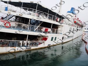 09 ΗΜΙΒΥΘΙΣΜΕΝΟ ΠΛΟΙΟ ΠΑΝΑΓΙΑ ΤΗΝΟΥ ΛΙΜΑΝΙ ΠΕΙΡΑΙΑ 27-07-2016