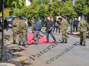 12 ΤΟΠΟΘΕΤΗΣΗ ΧΑΛΙΟΥ OBAMA ΠΡΟΕΔΡΟΣ ΗΠΑ ΕΠΙΣΚΕΨΗ ΕΡΓΑΣΙΑΣ ΠΡΟΕΔΡΙΚΟ 15-11-2016