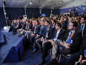 28 ΠΙΕΡΡΑΚΑΚΗΣ ΠΑΠΑΣΤΑΥΡΟΥ ΣΚΕΡΤΣΟΣ ΠΑΠΑΣΤΕΡΓΙΟΥ ΚΙΚΙΛΙΑΣ ΖΑΧΑΡΑΚΗ ΑΠΟΣΤΟΛΟΠΟΥΛΟΣ ΑΝΤΩΝΟΠΟΥΛΟΣ ΛΟΥΛΗΣ DELPHI ECONOMY FORUM XI 3η ΜΕΡΑ ΛΗΤΩ AMALIA HOTEL 24-04-2026