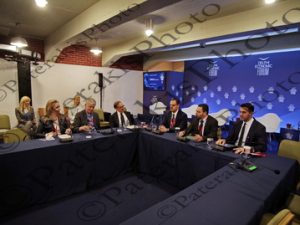 38 ΜΑΡΙΝΑΚΗΣ ΚΩΤΣΗΡΑΣ ΧΡΙΣΤΟΔΟΥΛΑΚΗΣ ΘΩΜΟΠΟΥΛΟΣ ΑΡΑΝΙΤΟΥ DELPHI ECONOMY FORUM XI 4η ΜΕΡΑ ΙΑΝΘΗ AMALIA HOTEL 25-04-2026