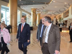 09 ΠΑΠΟΥΛΙΑΣ ΣΑΜΑΡΑΣ Η ΕΞΩΣΤΡΕΦΕΙΑ ΣΤΡΑΤΗΓΙΚΗ ΕΠΙΛΟΓΗ HILTON 18_19-03-2014